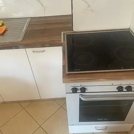 Eretz Apartment
